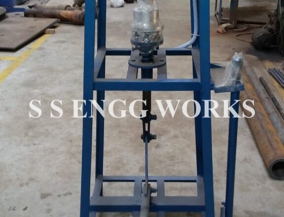 Betel Nut Leaf Plate Making Machine in Kanchipuram, Tamilnadu