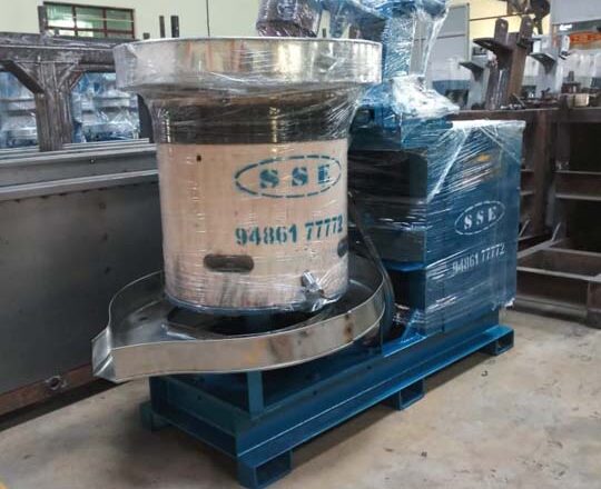 Chekku Oil Making Machine in Karur